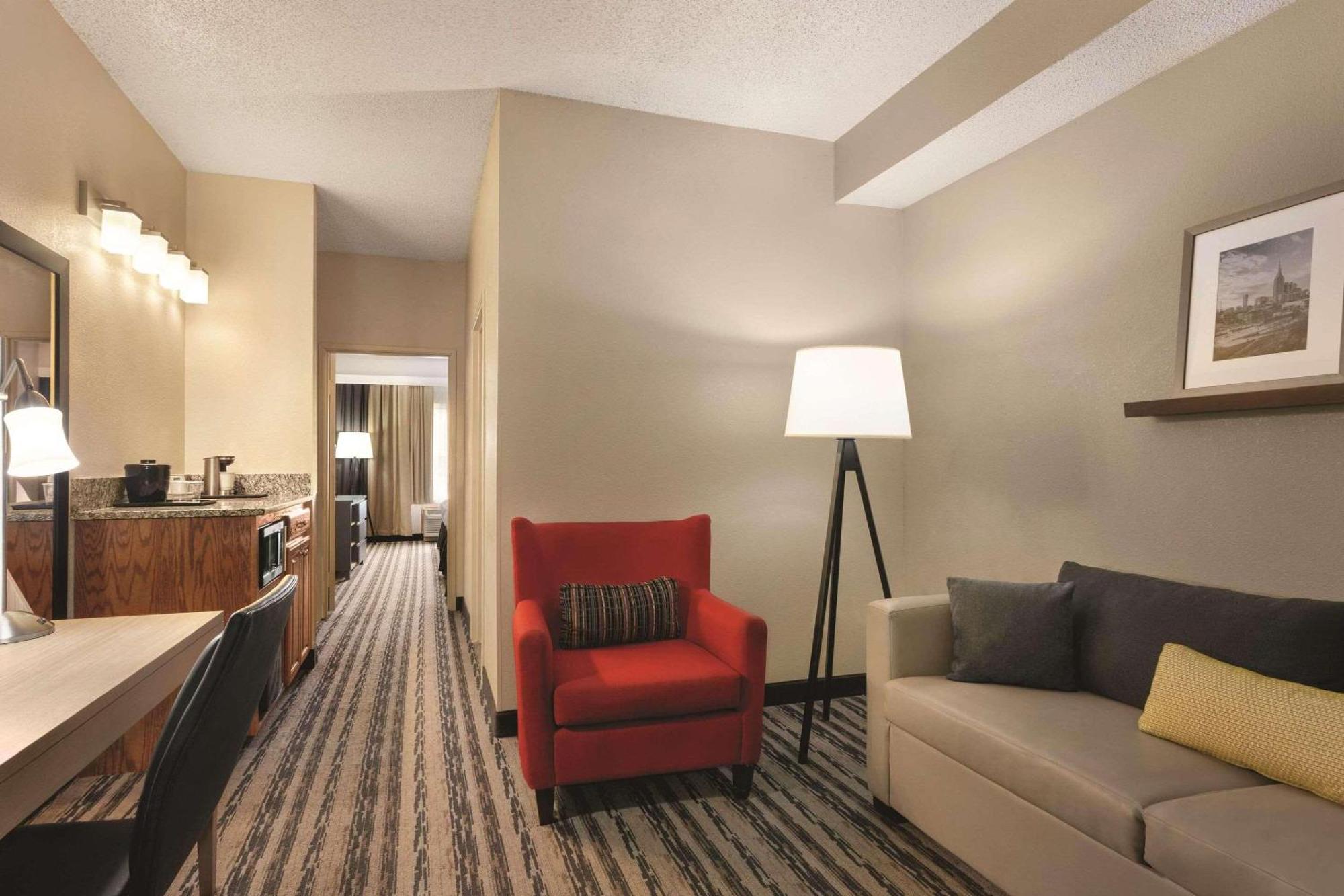 Country Inn & Suites By Radisson, Nashville Airport East, Tn Eksteriør billede