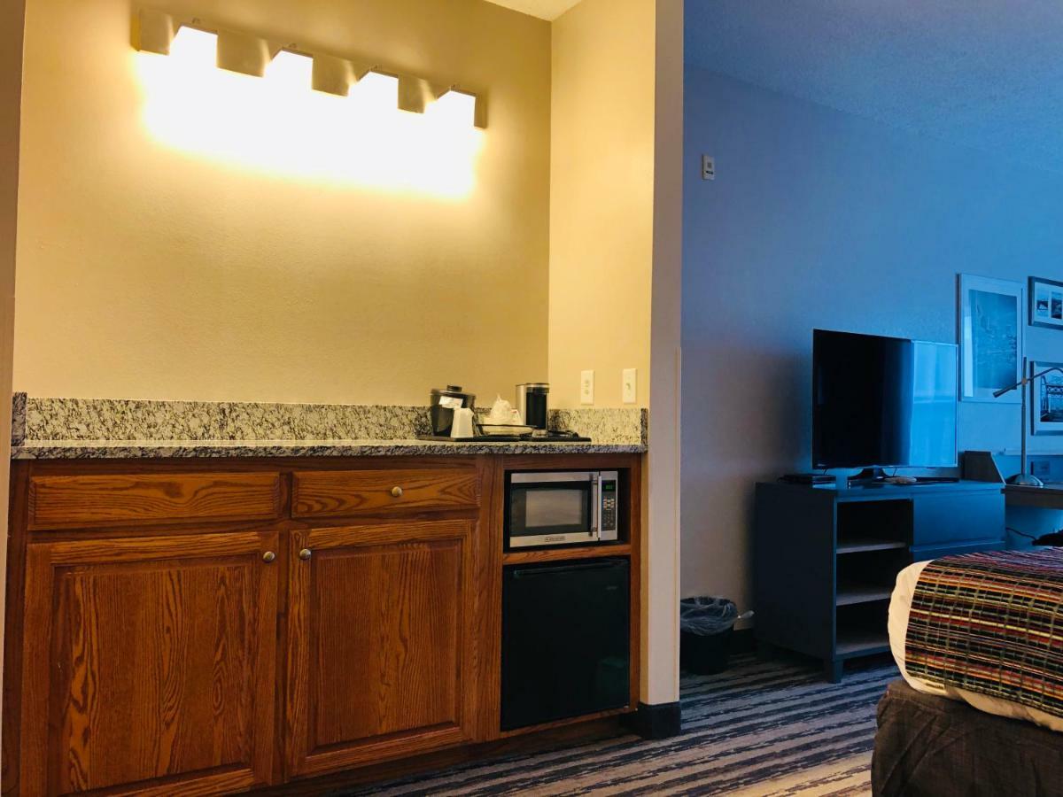 Country Inn & Suites By Radisson, Nashville Airport East, Tn Eksteriør billede