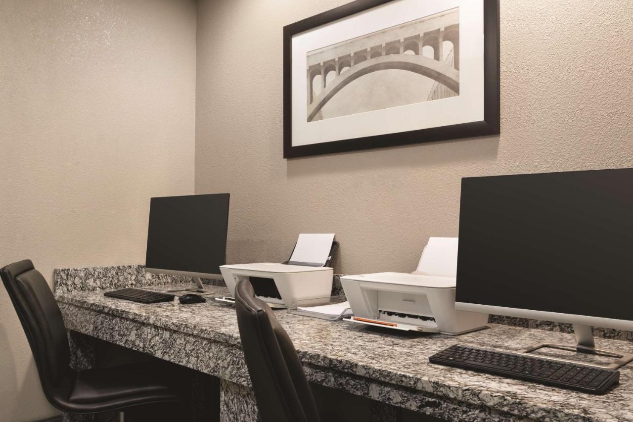 Country Inn & Suites By Radisson, Nashville Airport East, Tn Eksteriør billede