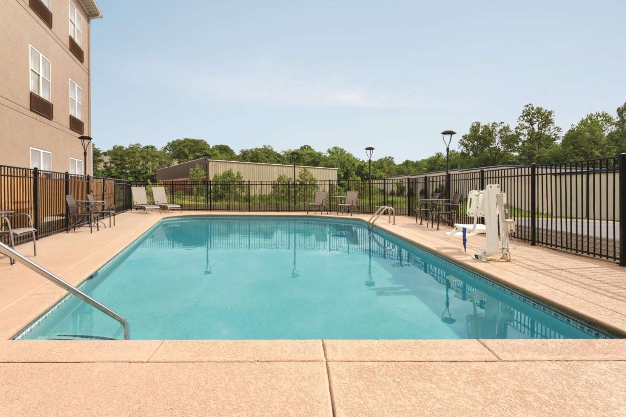 Country Inn & Suites By Radisson, Nashville Airport East, Tn Eksteriør billede